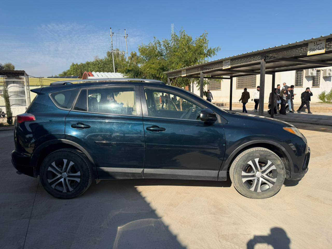 راف فور موديل ٢٠١٧
لون نيلي 
رقم سليمانية 
السعر المطلوب ١٦٢ ورقة وبيها مجال بسيط
*********** كركوك, العراق
