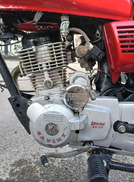 سافين مكينة كبس كهربيهات شغال منفيس أصلي موديل 2020  المطور نظيف جدا  اسعر  360 الف بي مجال  قليل ***********
