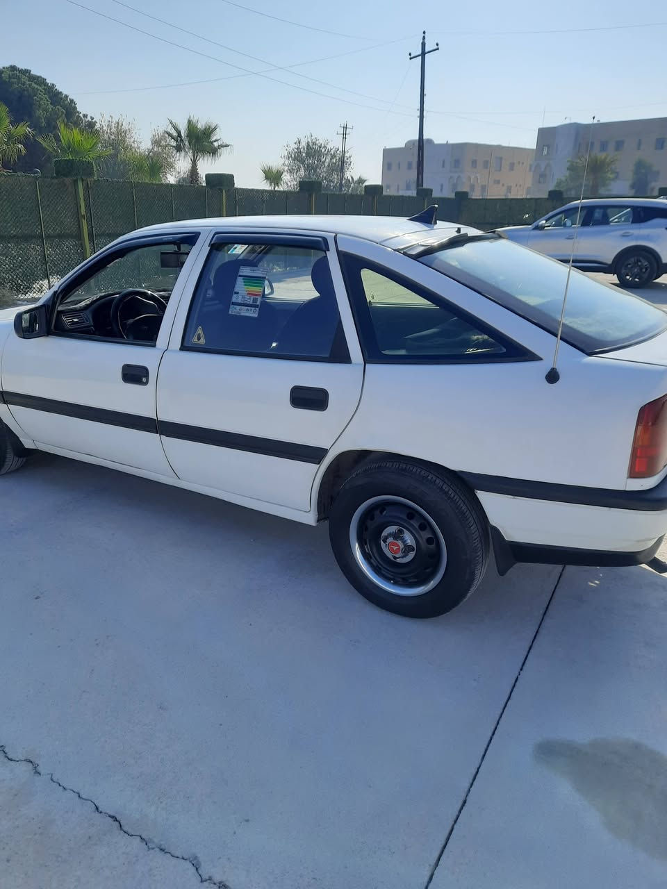 السلام عليكم فكتره للبيع اوتوماتيك موديل 92 رقم انكليزي نينوى بسمي السعر 45 وبيها مجال  
*********** 
***********
