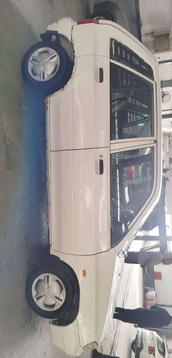 السلام عليكم 
للبيع بدون مراوس 
سايبا منغولي موديل 2012 رقم انكليزي قاسيه باسمي مكاني كربلاء طويريج بيها صبغ بس باب السائق والباقي مكفول شواصيها مكفولة سعرها 29 وبيها مجال قليل 
***********
*********** كربلاء, العراق
