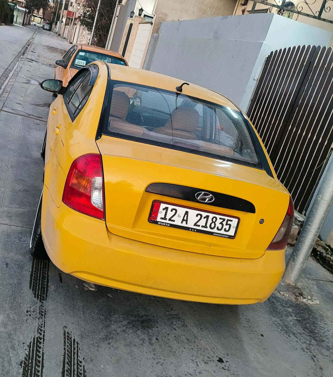 اكسنت 2009
رقم نينوى دولي بسمي هزة جديدة 
محرك 16 مال كصة كير عادي 
مصفرة من كلشي 
ضرر جاملغ امامي وبوند بيها داخل تجي وتشوفو صبغ جديد تايرات جدد طخم جديد تبريد شغال سياره جاهزة هزة جديد صارلها شهرين  عنوان يارمجة الشرقيه الثانية 
السعر 90 وبيها مجال 
‏‪***********‬‏
