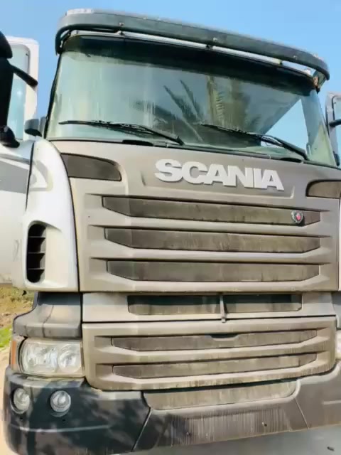 السلام عليكم سكانيا موديل ٢٠١٠ مكينه ٦ كير ٣ ب ٣ عكرب بلادي طول ٦ ونص
‭0770 392 5186‬ الاستفسار
