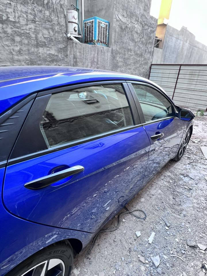 السلام عليكم
النترا 2023 رقم بغداد باسمي تحويل ثاني يوم 
الحادث مرفق مع الصور  صبغ باب السائق والجاملغ ونصف البنيد  السيارة ليبل واحد بدون اي تبديل 
السونار موجود 
كير مكينة كفالة 
    

المواصفات : السيارة فول عدا الفتحة 
بصمة / شاشة ديجتال / لايت LED / تشغيل عن بعد /  رادار امامي / رادار جانبي / شاشة كبيرة ديجتل متصلة  / مود درايف / محرك 2000 دوش / ويل كب / جنطة ذكية / تحكم ستيرن / كروس سرعة / اوتو هولد / سايد بريك كهرباء / كشنات تدفئة تبريد 
مكاني الغزالية 

للتواصل والاستفسار : 
***********
