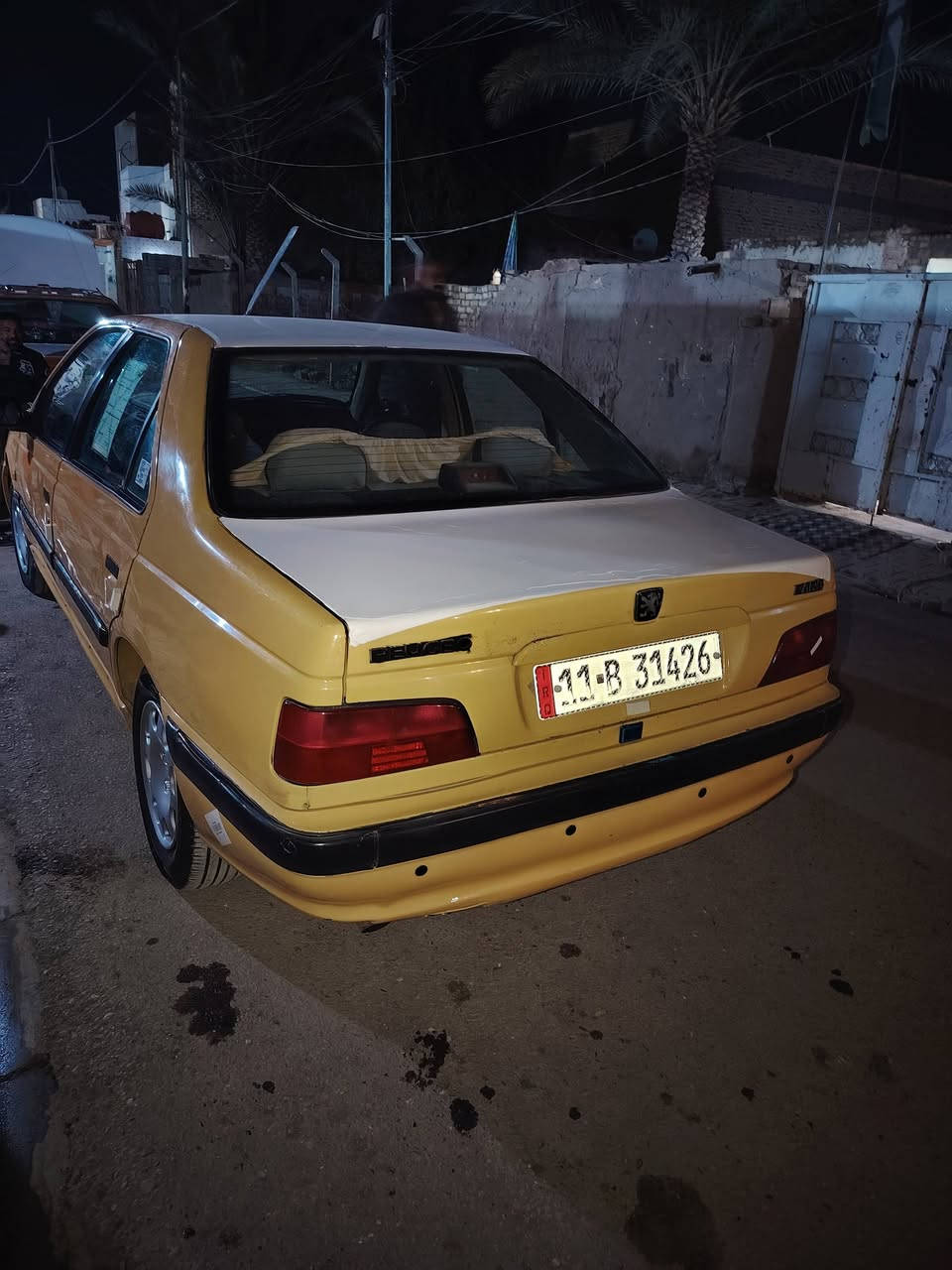 السلام عليكم ورحمة
بيجو بارص/ موديل 2011
كفاله عامه  / رقم بغداد
كير / او مكينه / او تبريد
مكاني ديوانيه حي العسكري 
***********
