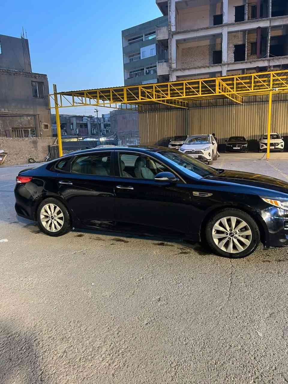 اوبتما 18 محرك 2400 كير محرك خير 
نص فول حادثها قبغ الصندوق فقط 
رقم اربيل بسمي 
السعر 125 مكاني بغداد للاستفسار رقم ***********
