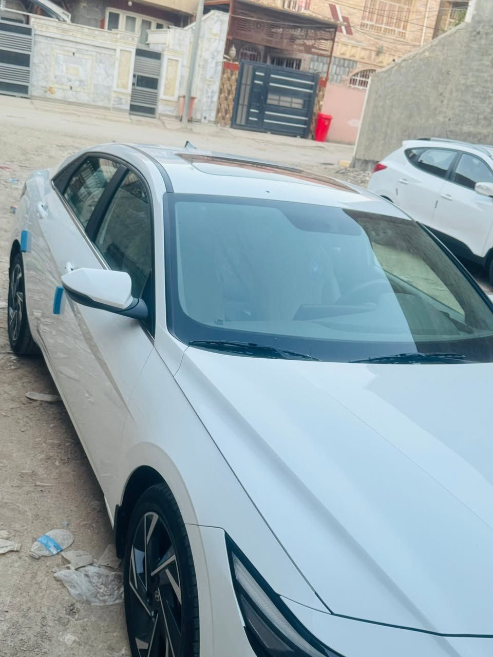 السلام عليكم
النترا للبيع موديل 24 فول مواصفات 

مكفوله من البارد والضربه والتبديل 

السياره نظيفه جداً وماشيه 59

رقم بغداد بأسمي مكاني بابل الحله 

بيع أو مراوس كورلا ساس فقط 

السعر 185 وبيها مجال 
***********
