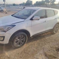 سنتافي لبيع موديل 2016 امريكي السياره بيه قاصر واحد  السعر 110 وبيه مج...