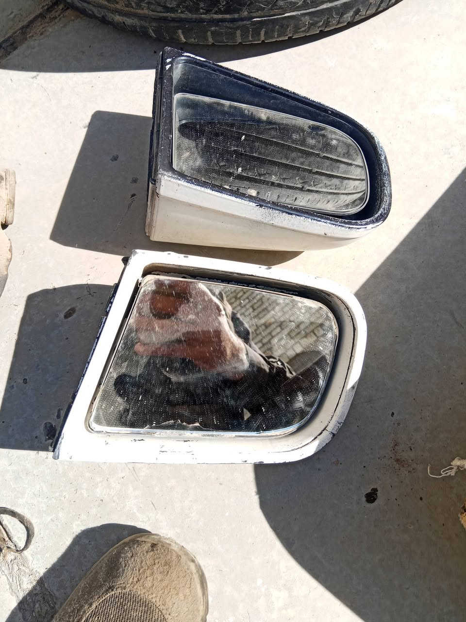 السلام عليكم قطع تفصيخ للبيع للستفسار ***********
