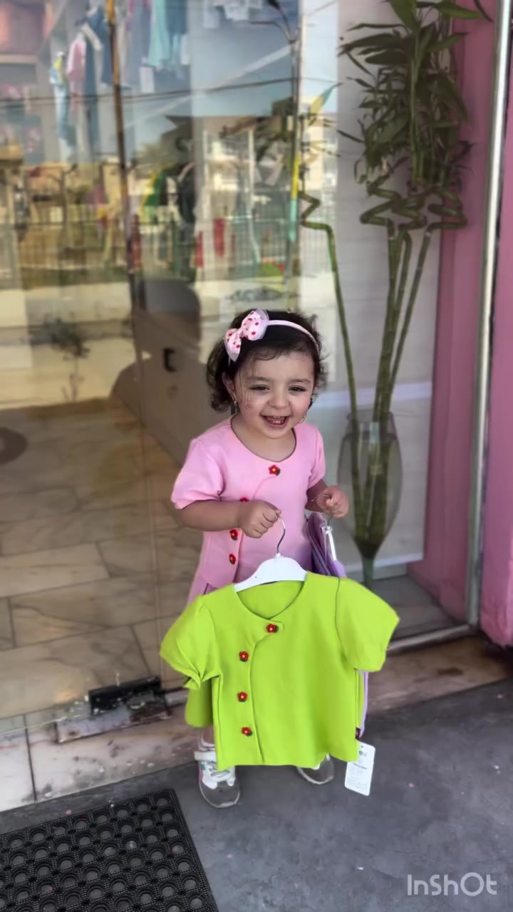 � مديل بناتي ناعم ومرتب
قماش مريح ولون يهبل مع تفاصيل ورود تخلي الإطلالة أحلى 🌷
مناسب للمشاوير والطلعات اليومية.

💰 السعر: ١٧,٧٥٠ دينار
📍 العنوان: بغداد – الغزالية – شارع مدير الأمن – مجاور زياد مول

🌸 #ملابس_أطفال
💚 #بناتي
💜 #بيبي_شيك


**إذا كنت صاحب هذا الإعلان وتريد حذفه لأي سبب، رجاءا أرسل رسالة إلى الدعم الفني**