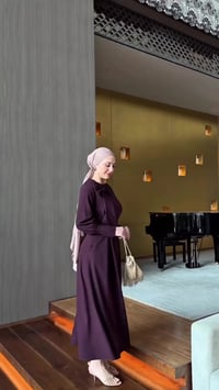 فستان • مقاس ٣٨ • ما البستها