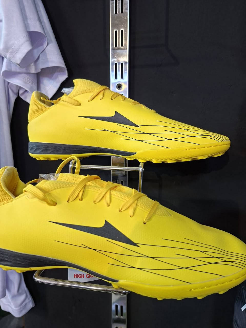 #اثير_للاحذيه_الاوربيه_باله_والجديد
#عرض_لمده_سبوع 
ترانشوز  اي قطعه داخل محل 12 الف 
لابجين ريكي  12 الف 
العنوان / حبانيه سيسي سوق العصري مجاور قاعه البوريشه
هـ/***********
