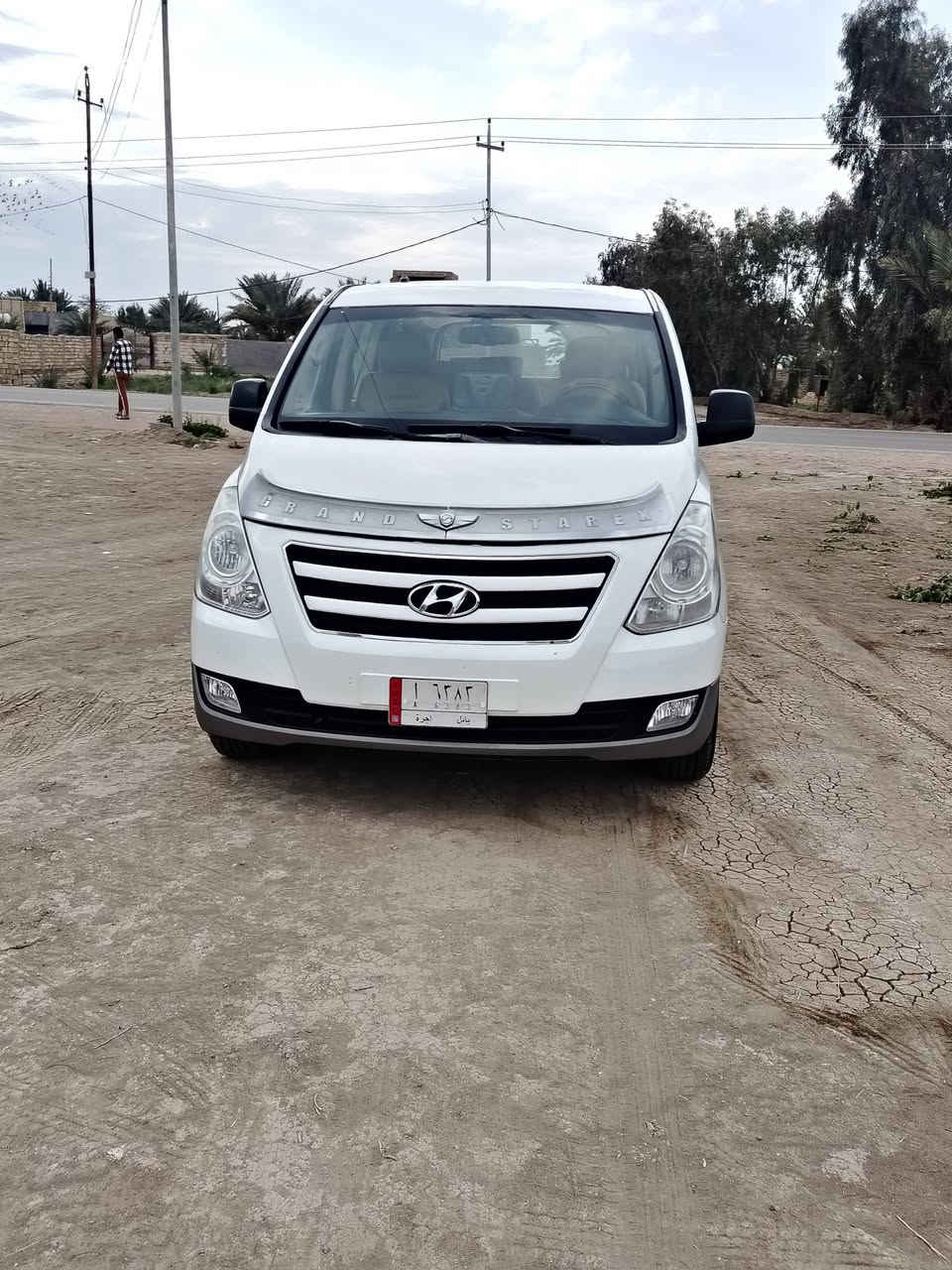 للبيع سياره ستاركس  مكفوله كفاله عامه موديل 10
فول مواصفات سياره جاهزه حدايه جاهزه تخم تاير رقم بابل تبريد ثلج مري شفط سياره جديده داخله جديد
السعر 140 *********** العنوان الديوانية المهناويه 
 وغير متواجد على الفيس بوك مكلف بل نشر الشراي
