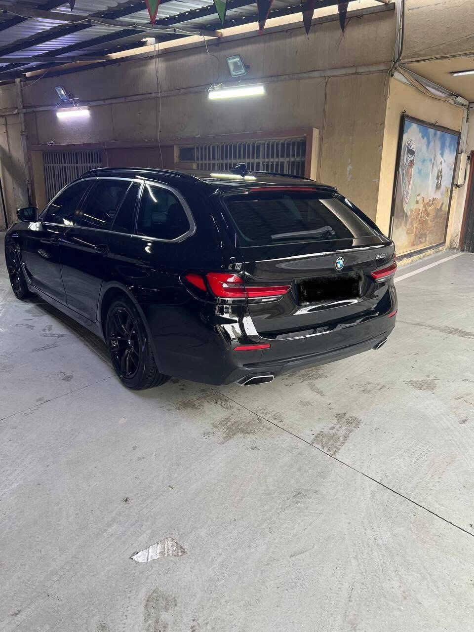 BMW
2023  أربيل 
خليجي بدون صبغ
 ما مبدل اي قطعة كلشي بلاد شرط الفحص 
محرك 4 سلندر توين تيربو 
بصمة ابواب و بصمة تشغيل 
‏‎نظام iDrive 8.5 مع Apple CarPlay & Android Auto 
‏‎رادار – كاميرات 360° 
12 لون داخلي على جميع الابواب 
مقاعد فاخرة جلد بيجي اصل 
حساس امامي خلفي 
لايتات زينون  LED فاخر مع كشافات دع
تبريد خلفي قطعتين بالابواب 
لايت كهربائي الحركة 
اشارات في المرايا الجانبية
مرايا جانبية كهرباء شفط
تحكم كهربائي متكامل للمقاعد الامامية 
ذاكرة خزن ميموري 
ستيرن كهرباء 
شاشة كبيرة الحجم 
بصمتين اصليات 
السعر 225 وبيها مجال 

بيع او مراوس سبورتج توكسان خليجي فقط


**إذا كنت صاحب هذا الإعلان وتريد حذفه لأي سبب، رجاءا أرسل رسالة إلى الدعم الفني**