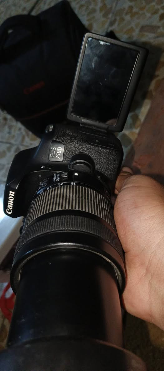 سلام عليكم كانون 750دي  بطاريات ثنين و عدسه 18 135 و عدسه 55، 18  جنطه كانون مال بيت حق الله نضافه 95% مكاني مدينه الصدر بغداد يرديه بس يخلي نقطه او يدخل يدلل سعره مناسب حيل محتاجه اريد بيعه


**إذا كنت صاحب هذا الإعلان وتريد حذفه لأي سبب، رجاءا أرسل رسالة إلى الدعم الفني**