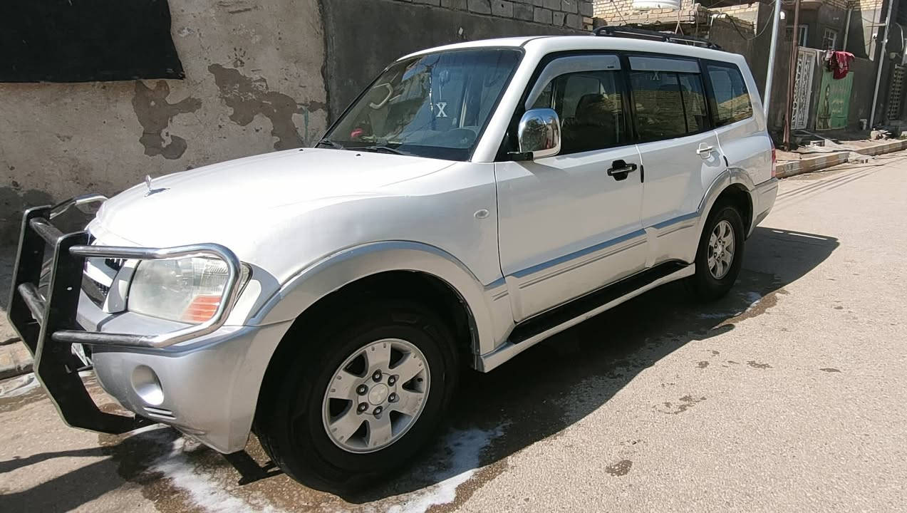 سلام عليكم باجيرو للبيع 2004 رقم بغداد دولي بسمي تحويل ثاني يوم
محرك لاتنقيص ولاتبخير حداديه جاهزه سياره جاهزه تبريد ثلج ❄ تدفئه شغاله السياره كفاله عامه لاصبغ لا معجون لاضربه  ماعده بارد شبر بل بنيد كما موضح بل صور والسونار مرفق بل صور 
مكان السياره ناصريه قضاء النصر 
السعر /95 
رقم الهاتف /***********
