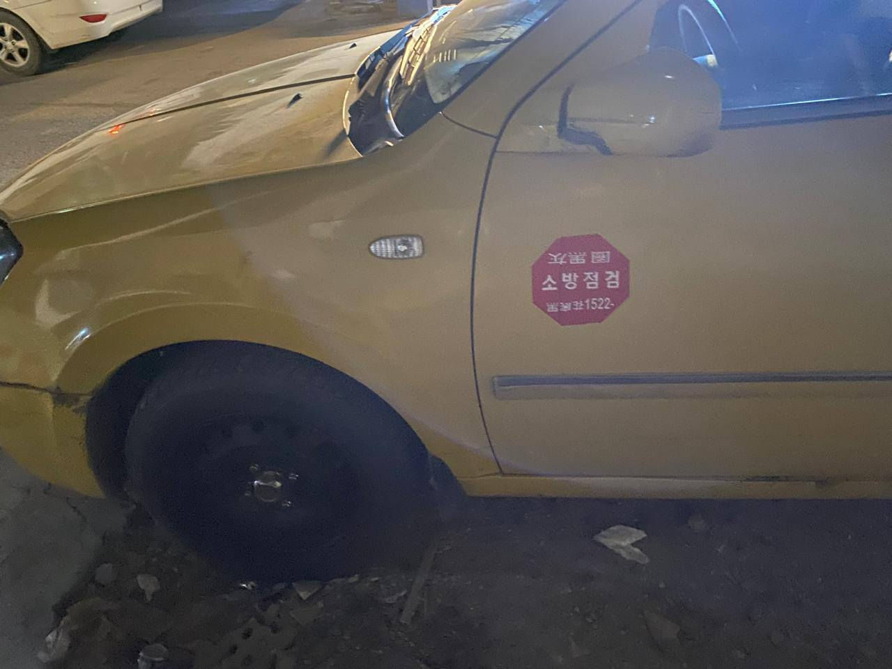 شيري. A5 2011 موديل كير مكينة كامري بااشرط نقص كمبريسر تبريد وماطور ماسحات ومطلوبه هيئه 100 الف سنويه 2027

***********
