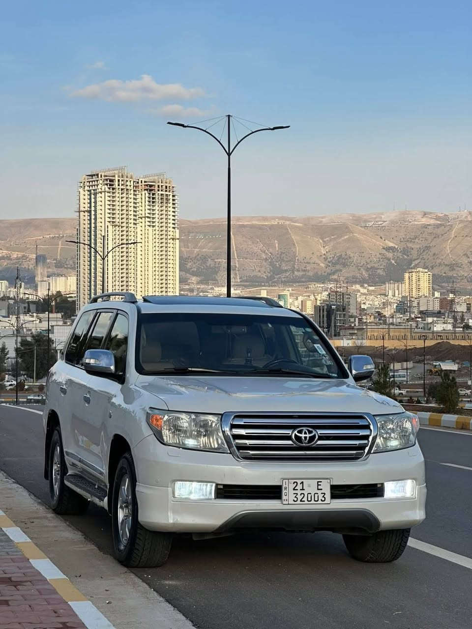 land cruiser 2011 GX_Ri  V6ستینی
بێ بۆیاغ تەنها بستێک ساردی هەیە
گێر و مەکینە نەکراوەتەوە  بەشەرت
سەنەوی نوێیە نرخی: $328
📍شوێن:سلێمانی.   ***********📞

لاند كروزر 2011 GX-R محرك V6 (ستاندر)
بدون صبغ، فقط يوجد جزء بسيط (رش خفيف)

القير والمكينة غير مفتوحة (بحالة جيدة وبشرط الفحص)
سنوية جديدة

💰 السعر: $328 دولار
📍 الموقع: السليمانية
📞 *********** أربيل, العراق
