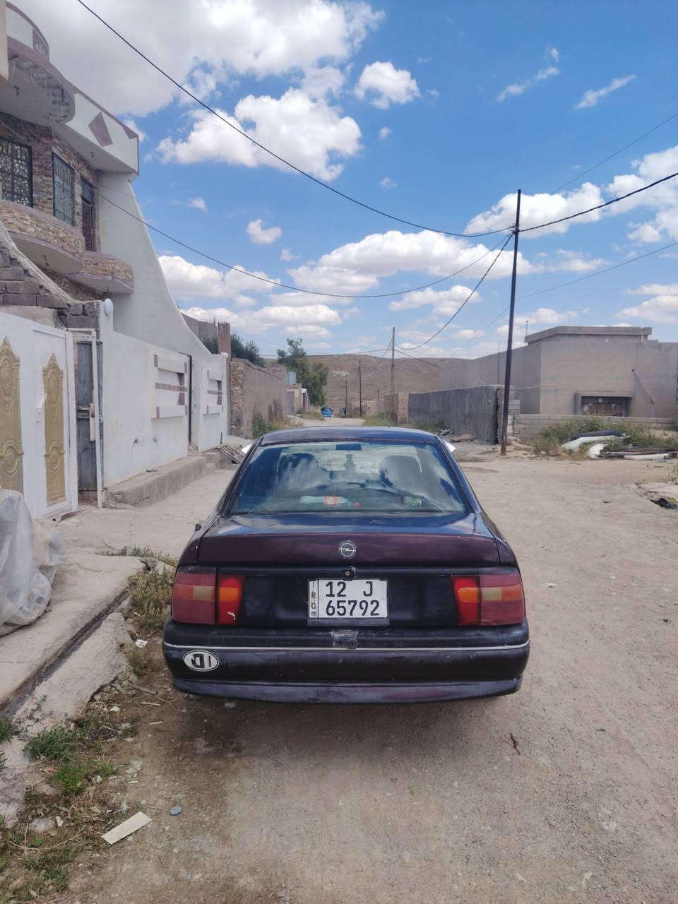اوبل فكترا حجم ٢٠ موديل ٩٣ رقم سنوية جديد لغاية ٢٠٣٠ رقم  مسطرة شرعيها اني السعر 37ورقة وبها مجال رقم الهاتف *********** وبها واتساب
