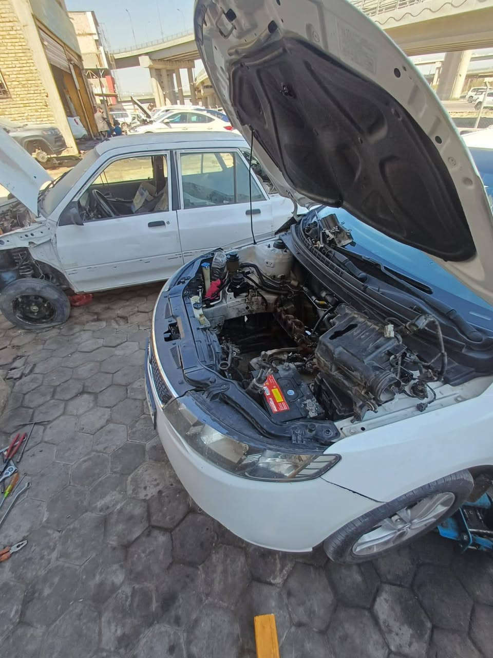 ورشة خدمات اولاد علي الكرار ع 
تجفيت عام /تبديل حداديه / كهربائيات عامة/تصليح سلف ودينمو /أدامة للسيارة/
النجف الأشرف حي الجامعة تحت مجسرات الزهراء
***********
