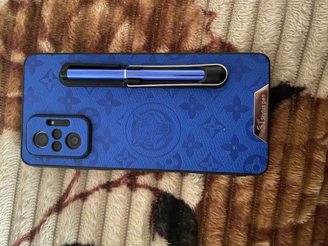 السلام عليكم جهاز ريدمي 10 برو جهاز جديد لوك بمعنى الكلمة شخط زغير ما بيه صافي الجهاز سعر 125 ستين فريم ببجي جهاز مخابرة ألعاب برامج كلشي متوفر بيه جهاز كلش قوي شحنة سريع كامرات فول ادشن يعني تصويرة بل كامرات كلش قوي محترف العنوان البلديات شارع الكهرباء سعر نهائية ما تلكك جهاز نضيف مثلة وانطبخ بيه ضمان وتجي تاخذه من بيتي رقمي *********** دمتم سالمين
