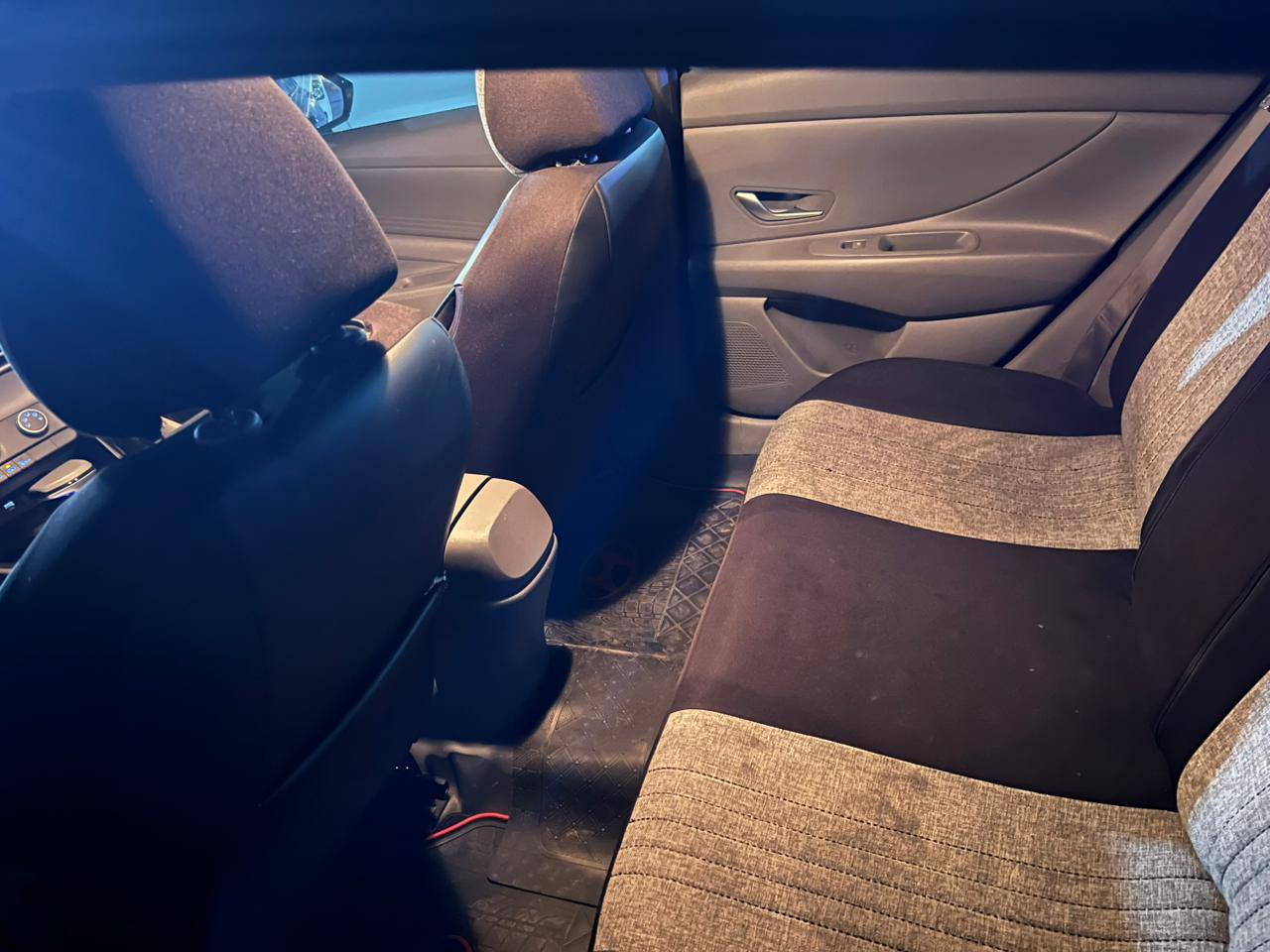 للبيع اللنتر وارد امريكي موديل ٢٠٢١ حادثه قبغ جنطه ودعاميه خلفيه
السعر ١٣٩
موبايل ٧٧١٦٥٩٨٤٠٧


**إذا كنت صاحب هذا الإعلان وتريد حذفه لأي سبب، رجاءا أرسل رسالة إلى الدعم الفني**