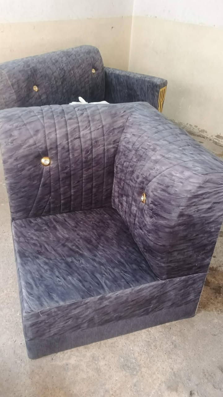 بيع مستعجل ديوان تركي شغل درجه أولى أستعمال أسبوع فقط السعر ٣٥٠ القياس ٧ونص العنوان حي القدس الشاري يتفضل خاص


**إذا كنت صاحب هذا الإعلان وتريد حذفه لأي سبب، رجاءا أرسل رسالة إلى الدعم الفني**