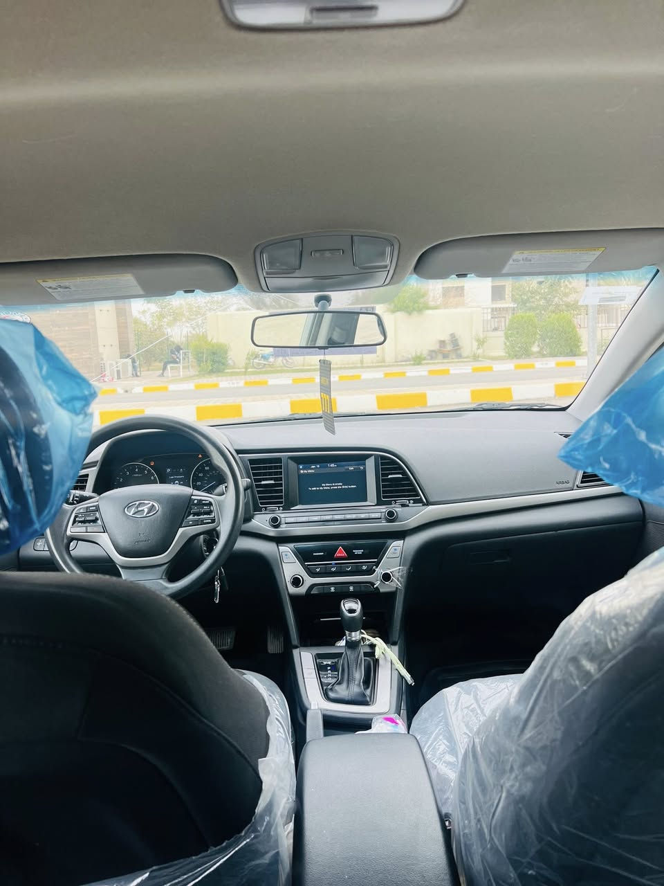 السلام عليكم…
للبيع نقد فقط اعتذر عن الاقساط والوعده..
هونداي النترا 2018 وارد امريكي لون ابيض رقم اربيل دولي شرط التحويل… 
سياره مواصفات نص فول 
‌‎🛑شاشة حجم 5 انش(نظام اندورويد+نظامios+wifi)
‌‎🛑كاميرا فول HD واضحة جدآ📸
🛑‌‌‏Bluooth+AUX+USB🎧
‌‎🛑ثلاث وضعيات قياده(sport+Normal+Eco)
‌‎🛑نظام(مانع انزلاق+ABS+EBD)
‌‎🛑تحكم ستيرين
‌‎🛑كير ايتي(عادي+اوتو) 
🛑بلاجكتور لد بلادي
🛑داخل لونين
محرك 2000 دوش المرغوب بدون اي عيب كير ومحرك شرط 
صدر جديد
تبريد ثلج
الضرر قطعتين بنيد وجاملغ الايسر (الامامي)
السعر( 125) وبيها مجال 
مكاني صلاح الدين تكريت 
للاستفسار 
***********
