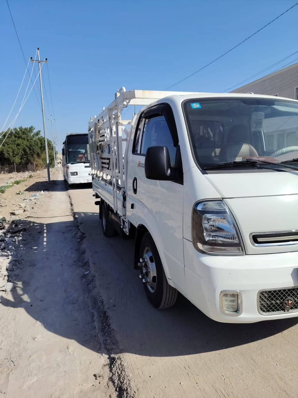 السلام عليكم ورحمة الله وبركاته رمضان كريم
فحل موديل 22  محرك مفتوح  4000
ماشيه 137/000
مكفوله كفاله عامه من الضربه والصبغ  محرك ما مفتوح
محور 14 أستد 27 سلستيل تحوير بغداد
رقم أنكليزي باسمي  واسط
رقم الموبايل ***********
مكن السياره  مركز الناصريه
