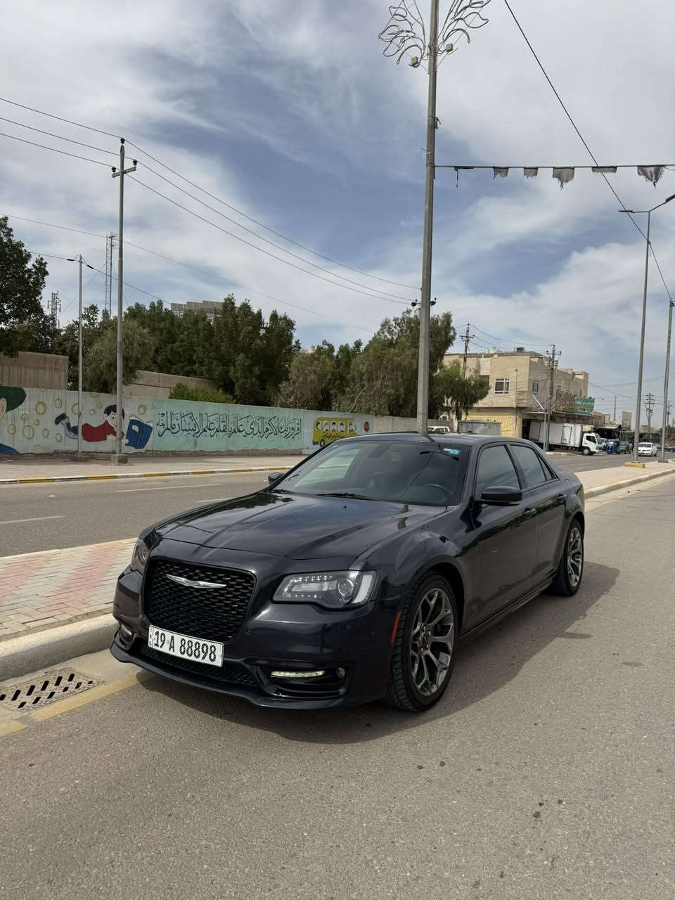 السلام عليكم للبيع اوباما 18 s فول 1/1 مواصفات s رقم كربلاء مميز ب اسمي ماشيه 95mi مكان السياره كربلاء السعر 240 وبيها مجال قليل السياره بدون ايرباك الحادث خشم البنيد صور الحادث عل خاص لل استفسار ***********
