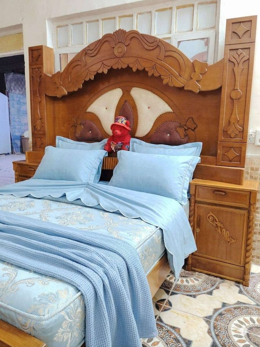 غرفة صاج تسكام درجة اولى بيبان سلايت فقط الثنين البنص نظيفة العنوان ديوانيه شارع سالم للاتصال ***********

