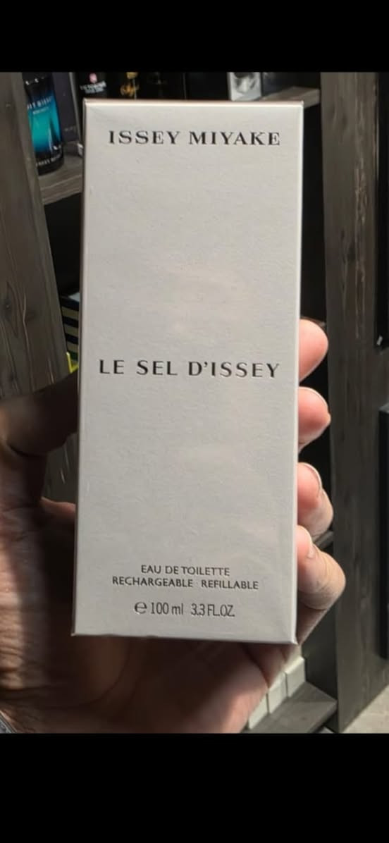 Issey Miyake Le Sel d’Issey 

EDP : 75$ 

EDT : 70$

التوصيل مجاني

#isseymiyake
#leseldlssey
#perfumes
#fragrances


**إذا كنت صاحب هذا الإعلان وتريد حذفه لأي سبب، رجاءا أرسل رسالة إلى الدعم الفني**