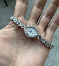 ساعة فضة • نسائية • عيار ٩٢٥