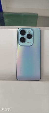 جهاز انفنكس هوت 40برو ذاكره 256 جهاز مكفول سعر 140 شراي خاص او نتصال 0...