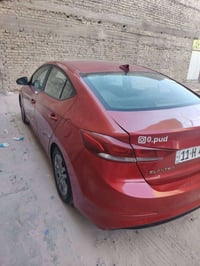 النترا موديل 2018 ماشية ١١٥ ميل  محرك 2000 دوش/ كير At سيارة بدوون اير...