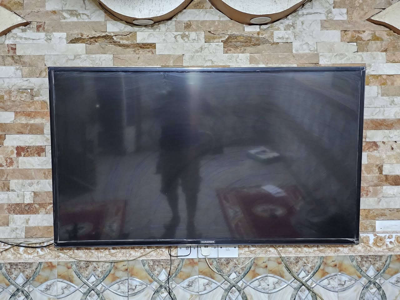 من رخصت صاحب الكروب متاح ابلازمه حجم 55ام النت الحافظ ماداخاله تصليخ مكاني الشعله وهذا رقمي ***********
