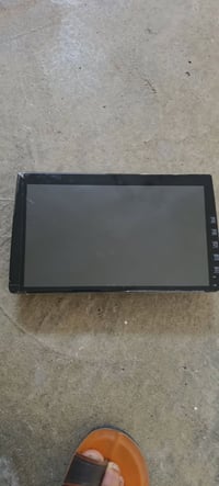 شاشه مال سياره شات شغال سعر 35     07515424572