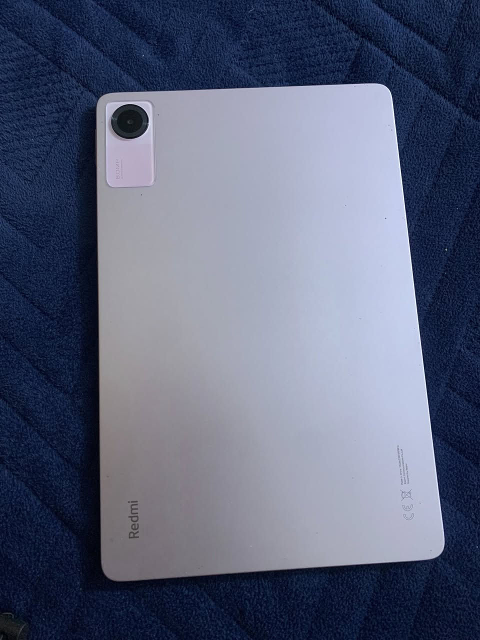 السلام عليكم redmi pad se
الذاكرة 256 رام 8 
البطارية 8000 ملي امبير 
الشاشه 11 إنش Full Hd 
90 هيرتز
الجهاز حيل نظيف وكارتونه مالته موجوده والضمان مالته موجود وفعال 

السعر 170 الف

التواصل خاص او واتساب ***********
