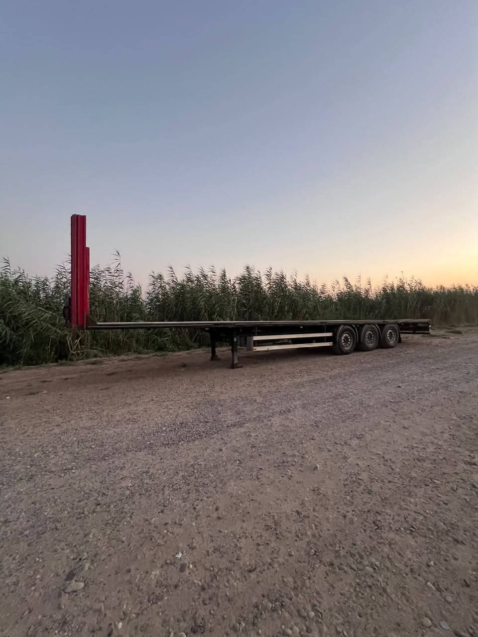 السلام عليكم عربانه للبيع اوربيه منفيس موجود مجموعه مارسدس مكفوله كفاله عامه مامشتغله بالعراق الاصل جادر السعر 50 ورقه وبيها مجال للطيبين رقم الهاتف *********** محمد الهلالي صاحب السياره
