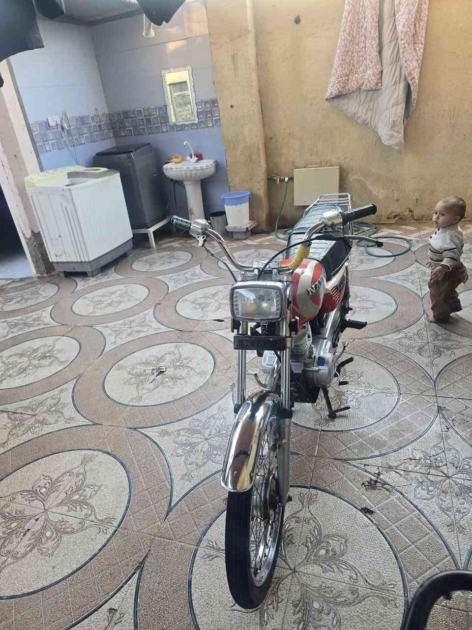 ناما اوراق مديل ٢٢
سعر ٨٥٠ وبيها مجال
***********
