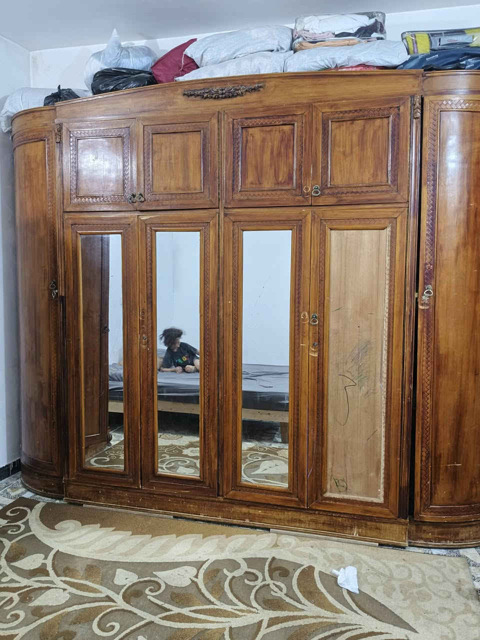 كنتور 6 بيبان وملعق صاج سعر و150 وبي مجال ***********
