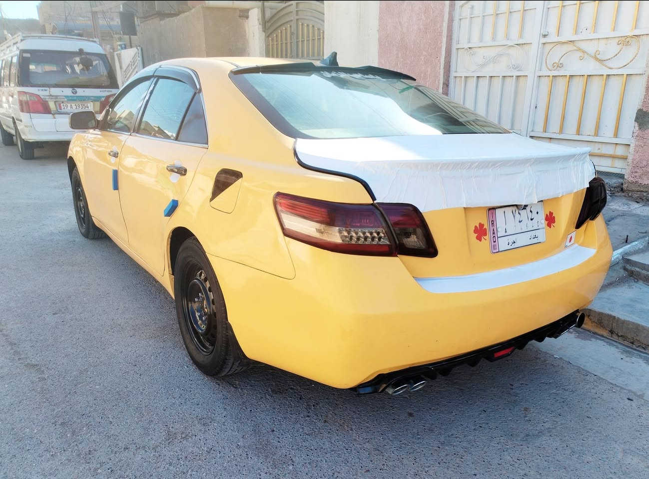 يالله
( مراوس بفتون او جنبي) 
 كامري مديل 9 وارد امريكي تبديل باب السايق وبيها ضرر بالبنيد بدايه البنيد 
كير مكينه كفاله حداديه دبلات جدد تخم تاير ويل جديد بجم كله جديد لايت زنون 
منضومه تبريد فريز ووبواري وكمبريسر كلها جدد تبريد ثلج🥶
دوشمه كشنات ارضيه تنته كله جديد سياره كل نقص مابيها خير من الله 
رقم بغداد بسمي سنويه 28 مكاني بالحسينيه 
السعر 75


**إذا كنت صاحب هذا الإعلان وتريد حذفه لأي سبب، رجاءا أرسل رسالة إلى الدعم الفني**