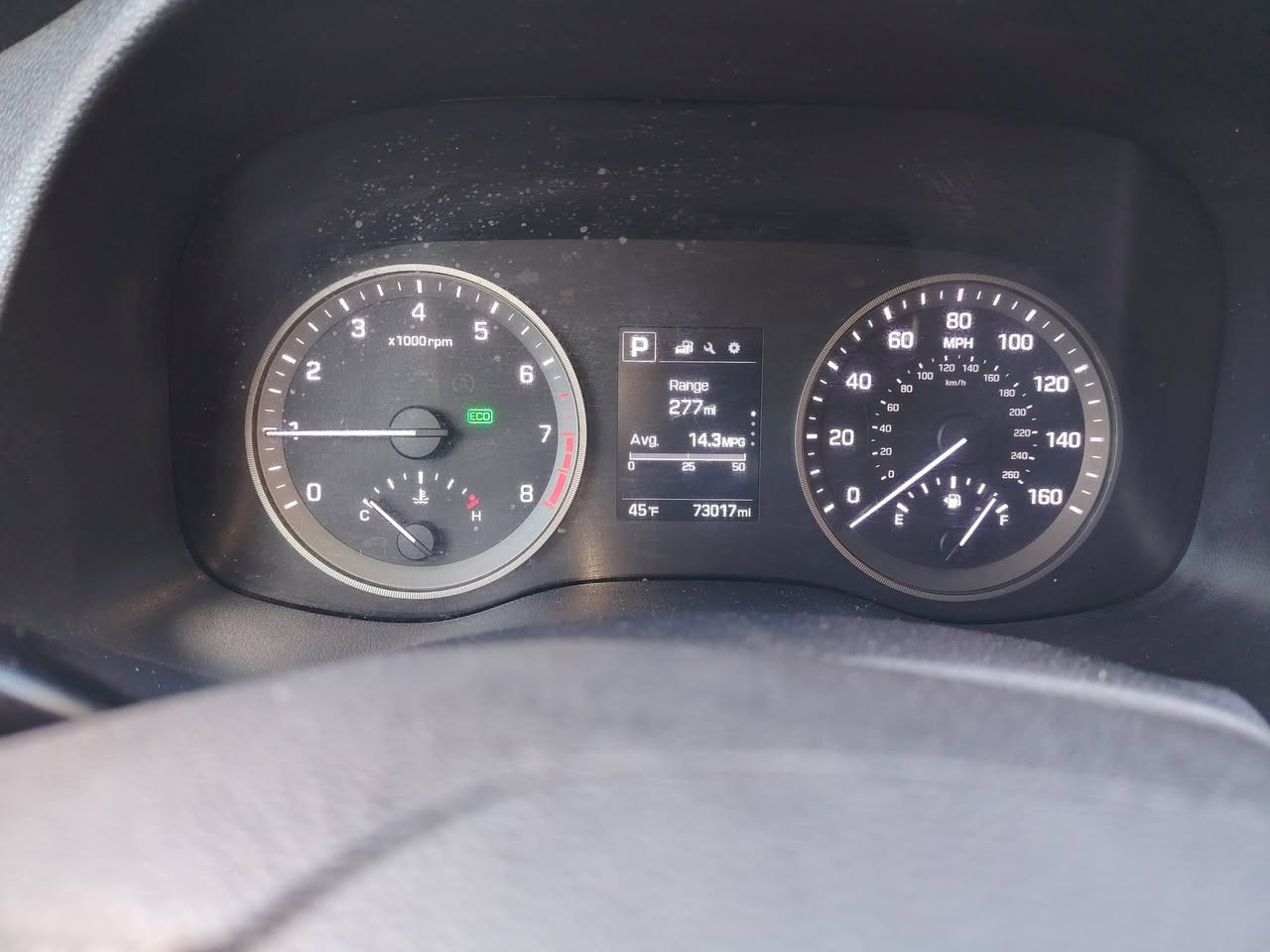 توسان موديل ٢٠١٧ وارد أمريكي
للبيع
سعر المطلوب ١٦٥$ 
للتواصل واتساب ***********
