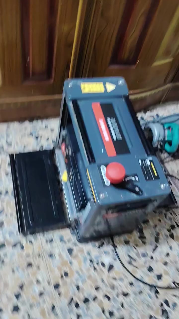 مكان بغداد كماليه كلمن وسعره بس تاروسه انباعت ***********
