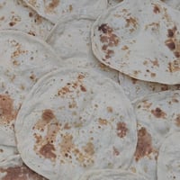 خبز أبيض • ٣٠ كرصه • توصيل سماوه