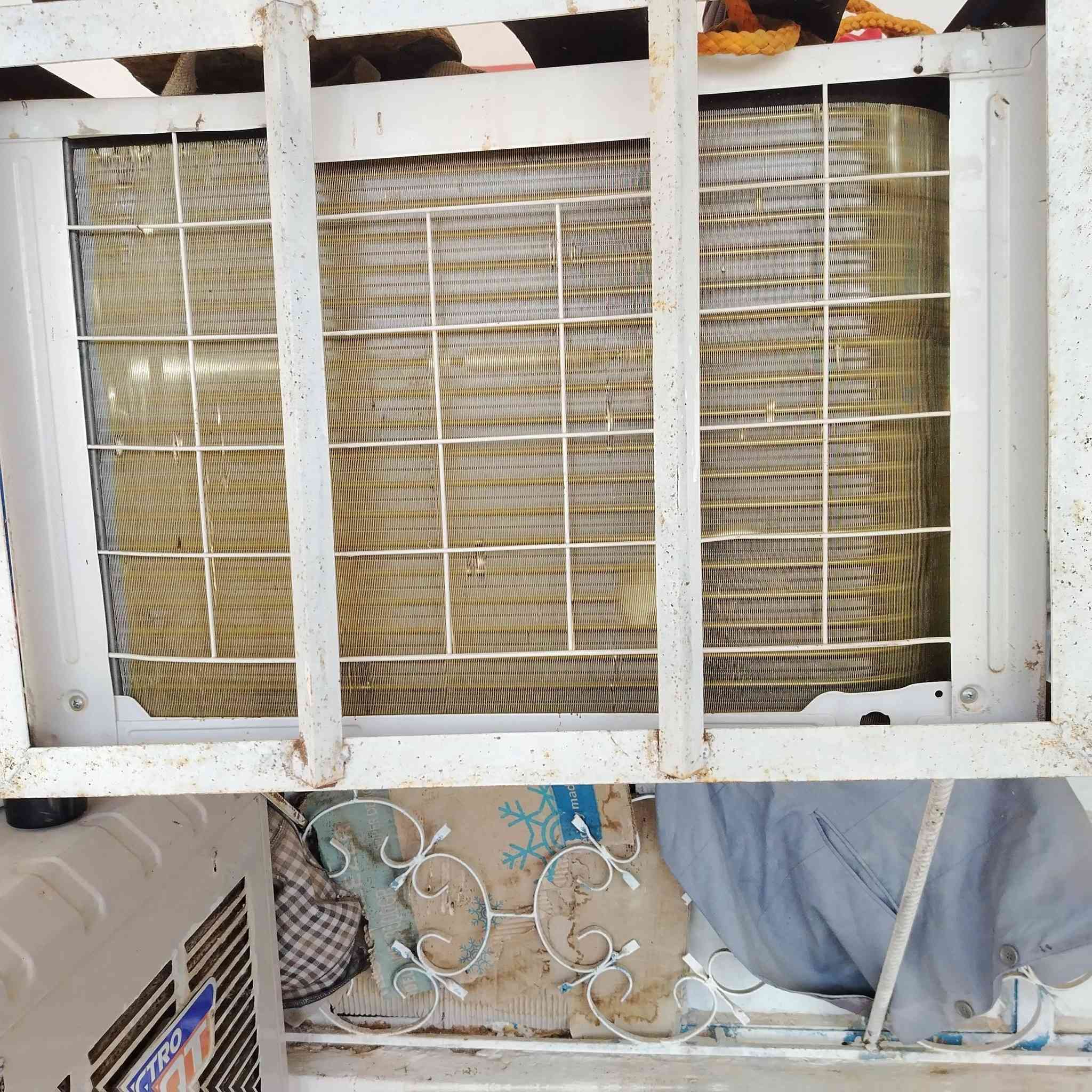 للبيع السعر خاص توصيل ماكو العنوان ديالى كنعان ومامستخدم لو ساعه جديد والله الاستفسار على رقم ***********
