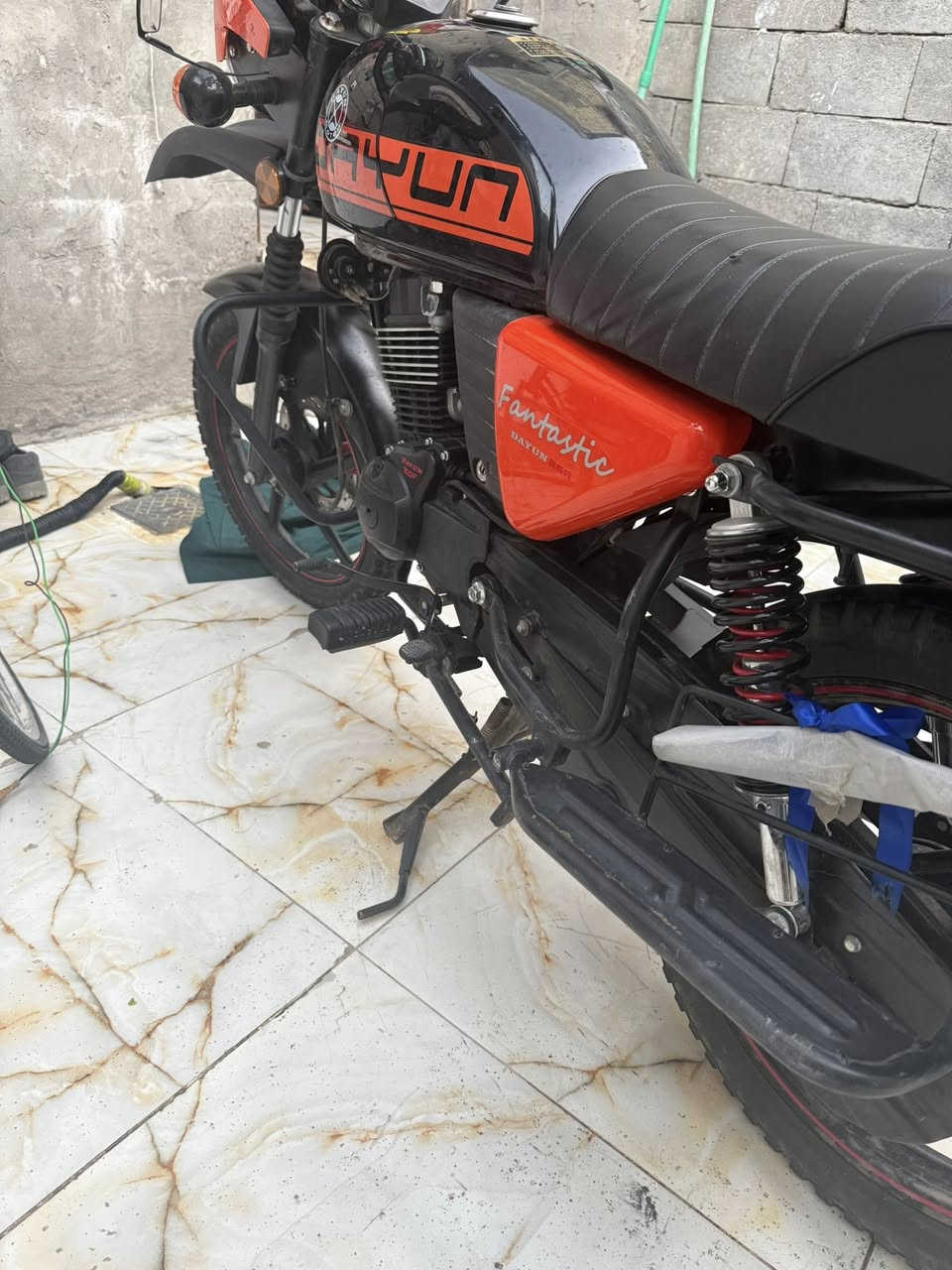 دراجه دايون جبلي موديل 2025رقم اربيل كفاله ما عده دبلات شويه بيهن عواج سعر 2/300بيه مجال كلش بصيط رقمي ***********متواجد وات ساب
