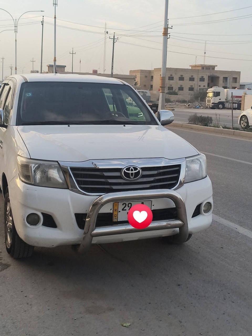 تيوتا ٢٠١٣ أوتوماتيك 
رقم واسط إنكليزي تحويل مباشر 
سنويه جديده 
كفاله عامه 
كير مكينه شرط 
تخم تاير جديد 
حداديه جديده 
بيع أو مراوس ***********
