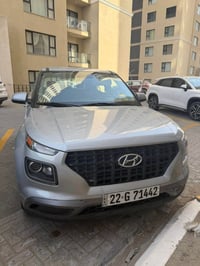 هيونداي ڤينو ٢٠٢١ السيارة ماشية ٤٠ الف  نظيفة جداً  مكينة ١٥٠٠ دبل نوز...