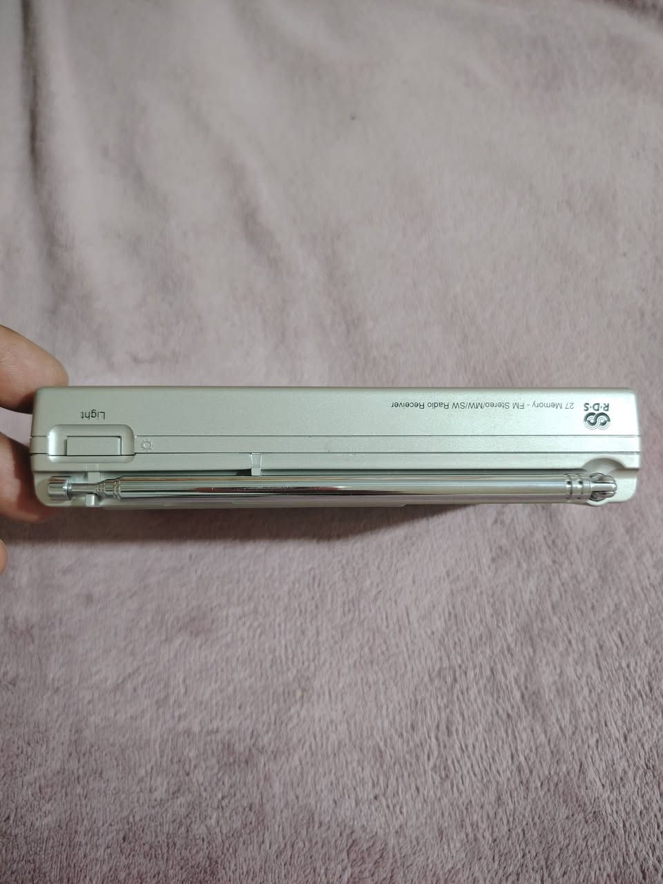 راديو روبرتس r 9921 جميع الموجات على هيئة الشركة شرط الشغل السعر 55 الف العراق يوجد توصيل


**إذا كنت صاحب هذا الإعلان وتريد حذفه لأي سبب، رجاءا أرسل رسالة إلى الدعم الفني**