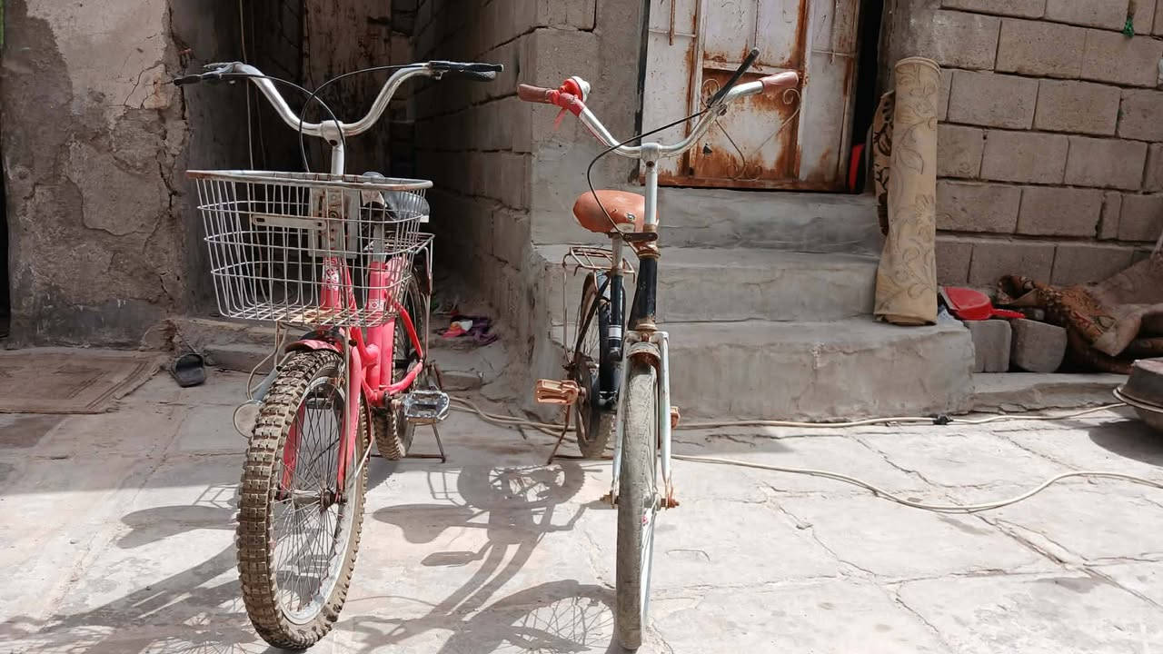 باسكلات للبيع
الاحمر 75
والاسود 40


**إذا كنت صاحب هذا الإعلان وتريد حذفه لأي سبب، رجاءا أرسل رسالة إلى الدعم الفني**